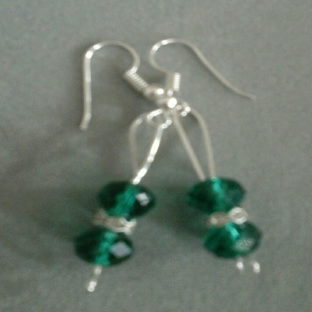 💟FREE💟Crystal Earrings💟